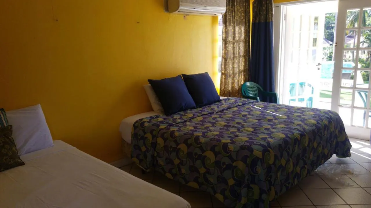Mystic Ridge Resort Ocho Rios 3*,